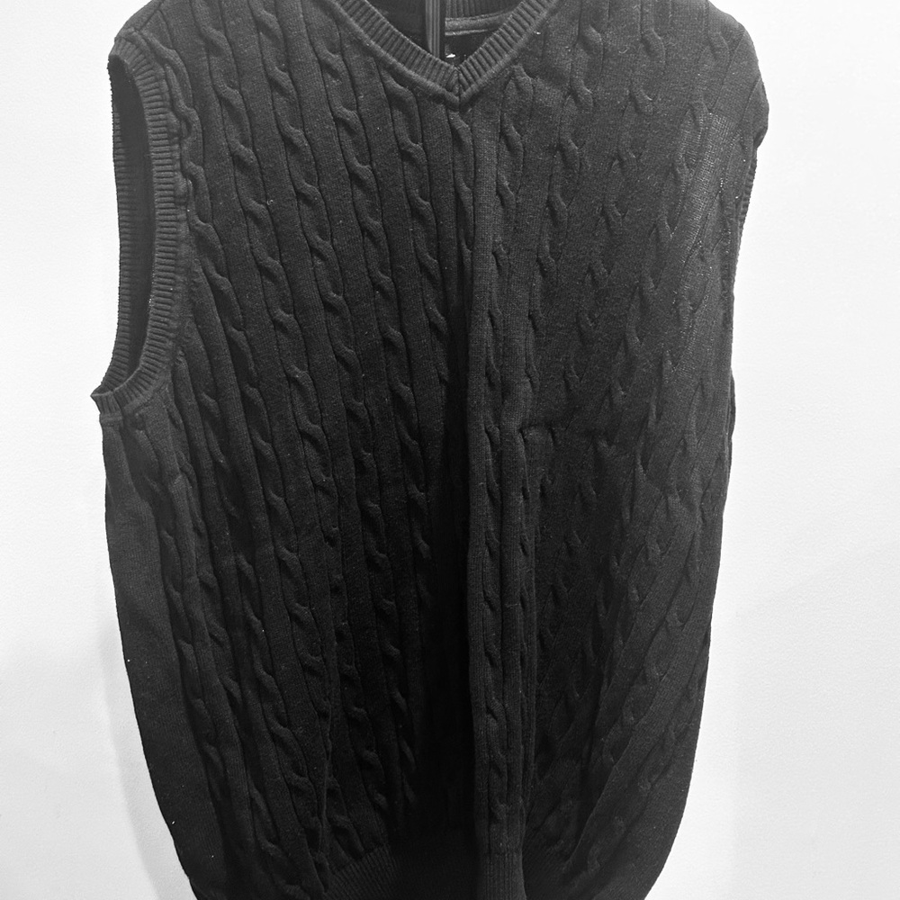 Club Room Black V-Neck Cable Knit Sweater Vest